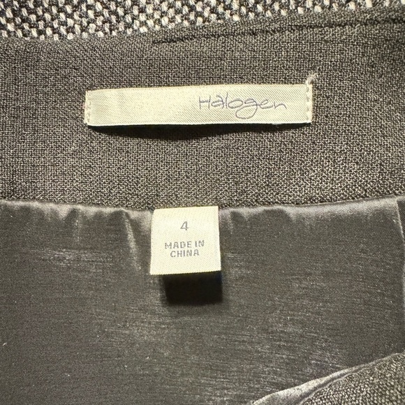 Halogen Pencil Skirt Size 4 - Picture 8 of 8